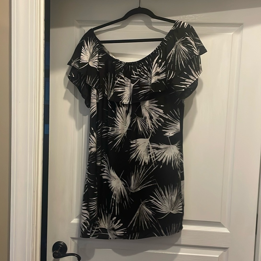 La Blanca floral swim coverup off the shoulder